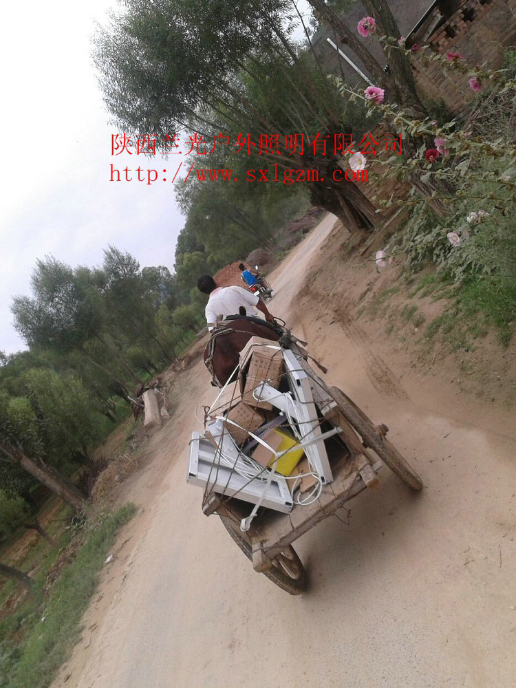 農村太陽能路燈價格 農村太陽能路燈價格